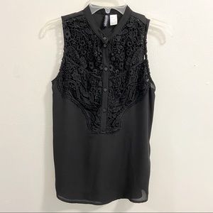 H&M Divided Embroidered Yoke Sleeveless Button Blouse